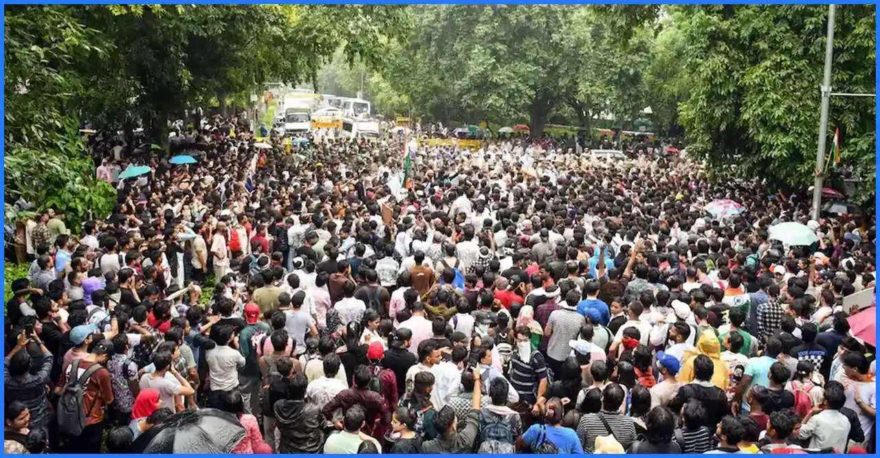 শুক্রবার দেশব্যাপী ব্যাপক বিক্ষোভের ডাক ককরোচ পার্টির