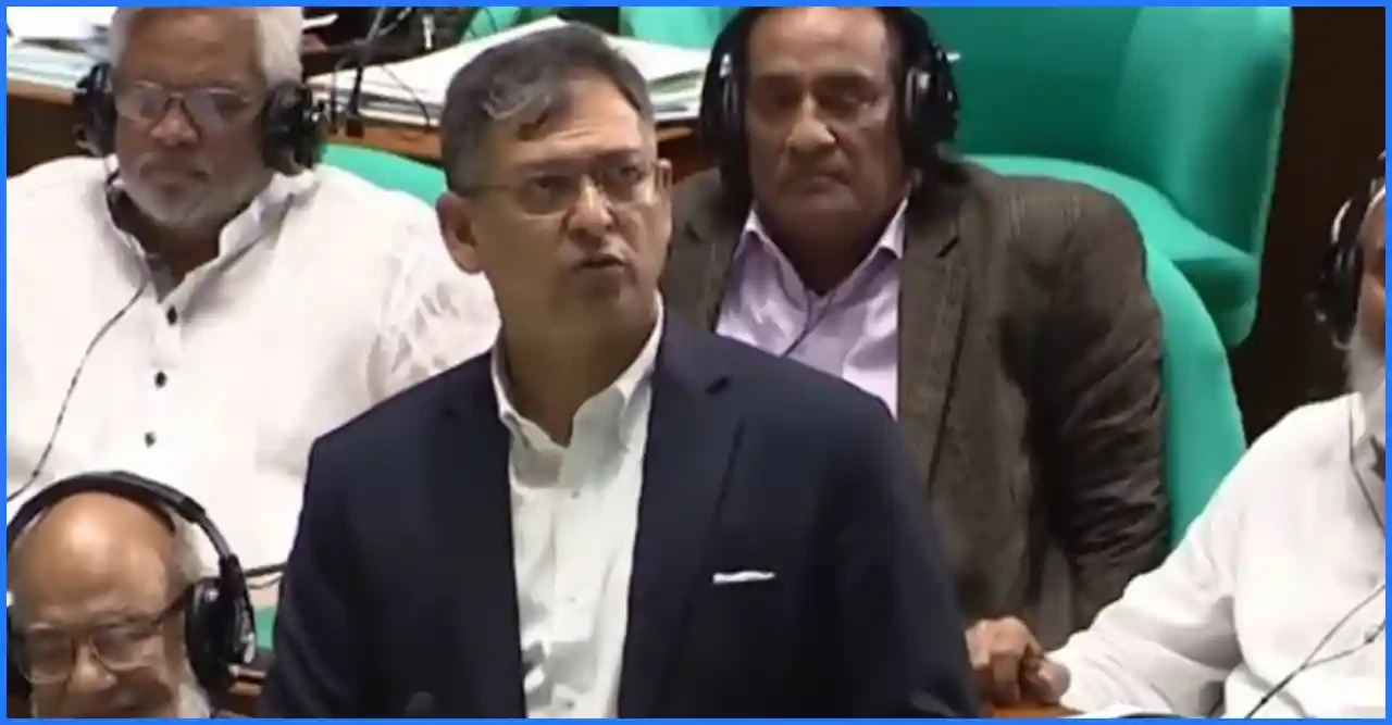 মিয়ানমার সীমান্তে কাঁটাতারের বেড়া নির্মাণের উদ্যোগ নিয়েছে সরকার