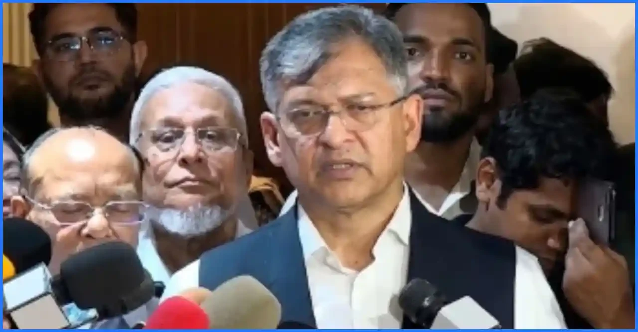 রাষ্ট্রপতির পদত্যাগের গুঞ্জন নিয়ে সরকারের অবস্থান স্পষ্ট করলেন স্বরাষ্ট্রমন্ত্রী
