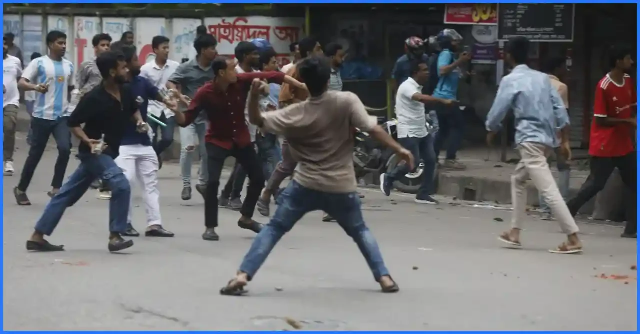 রাজধানীর তিন শিক্ষাপ্রতিষ্ঠানে ছাত্রদল ও শিবিরের ব্যাপক সংঘর্ষ, আহত অন্তত ২০