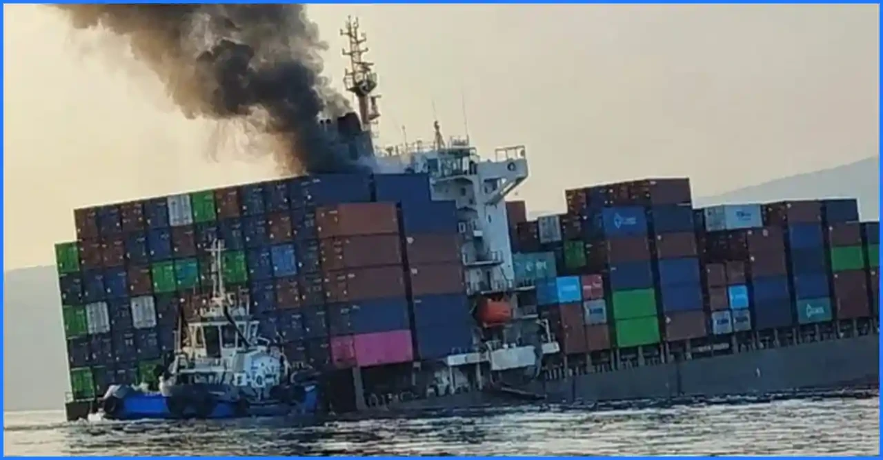 হরমুজ প্রণালিতে ইরানের হামলায় ২৪ ঘণ্টায় ডুবল দুই বাণিজ্যিক জাহাজ