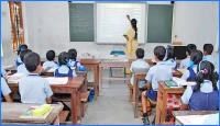 শিক্ষাপ্রতিষ্ঠানে সপ্তাহে তিন দিন অনলাইন ক্লাসের প্রস্তাব বিবেচনা করছে সরকার