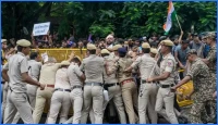 দাবি আদায় না হওয়া পর্যন্ত বিক্ষোভ চালিয়ে যাওয়ার ঘোষণা সিজেপির