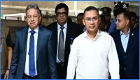 ঐতিহ্যের ধারাবাহিকতায় ফের ব্রিফকেস হাতে সংসদে অর্থমন্ত্রী