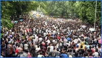 শুক্রবার দেশব্যাপী ব্যাপক বিক্ষোভের ডাক ককরোচ পার্টির