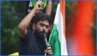 হটাৎ ককরোচ পার্টির প্রতিষ্ঠাতা অভিজিৎ দীপকে অসুস্থ, আন্দোলনে সাময়িক বিরতি