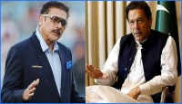 ইমরান খানের প্রতি পাকিস্তান সরকারের অমানবিক আচরণ কাম্য নয়: রবি শাস্ত্রী