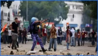 নয়াদিল্লিতে শিক্ষার্থীদের আন্দোলনে পুলিশের গুলিবর্ষণের নির্দেশ, উঠে এলো চাঞ্চল্যকর তথ্য