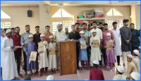 খালেদা জিয়ার জন্মবার্ষিকীতে কুবি ছাত্রদলের দোয়া ও শিক্ষাসামগ্রী বিতরণ!