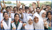পাসের হারে ছাত্রীদের জয়জয়কার, তবে সর্বোচ্চ গ্রেডে এগিয়ে ছাত্ররা